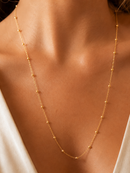 COLAR LONGO DE BOLINHAS